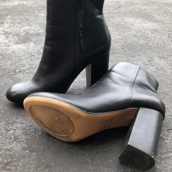 Aldo Black Boots - Picture 2 of 4